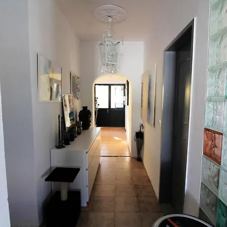 With 3 Bedrooms In With Private Pool Enclosed Garden And Wifi 16 Km From The Beach *