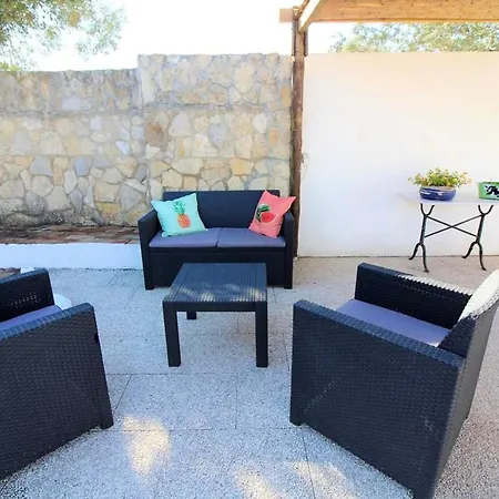 Villa With 3 Bedrooms In With Private Pool Enclosed Garden And Wifi 16 Km From The Beach